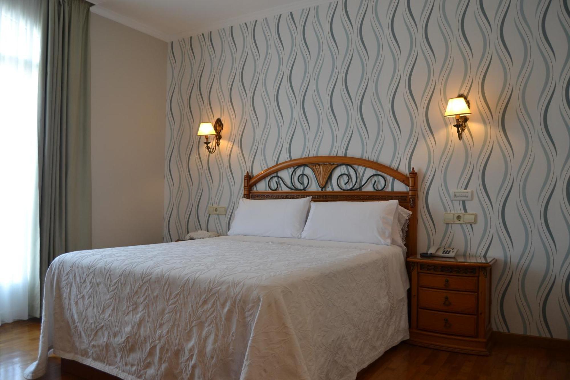 Hotel Playa Compostela Vilagarcia de Arousa Exterior photo