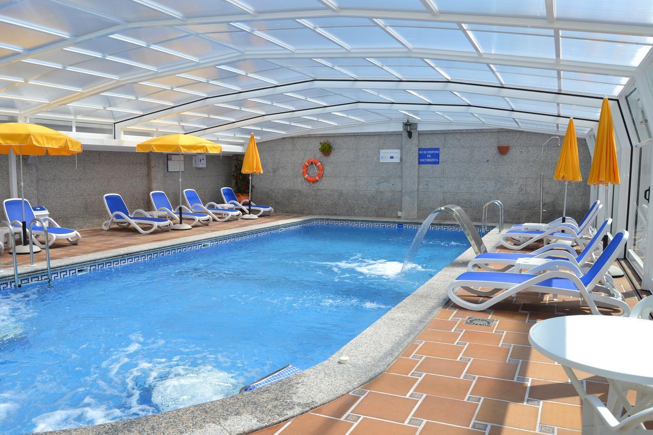 Hotel Playa Compostela Vilagarcia de Arousa Exterior photo
