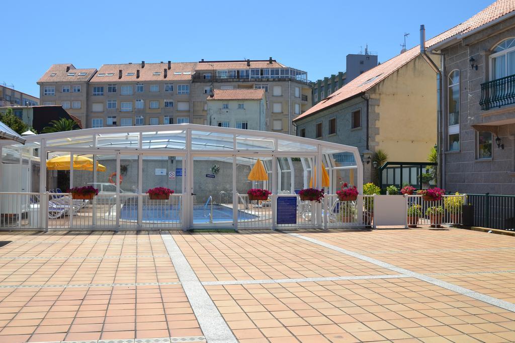 Hotel Playa Compostela Vilagarcia de Arousa Exterior photo